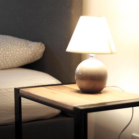 Апартаменты Luxury New Cozy Flat At Dob Street Nearby Gozsdu Court Будапешт Экстерьер фото
