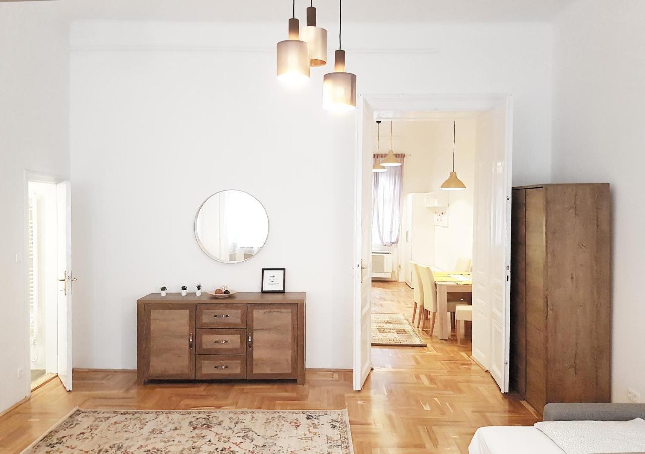 Апартаменты Luxury New Cozy Flat At Dob Street Nearby Gozsdu Court Будапешт Экстерьер фото
