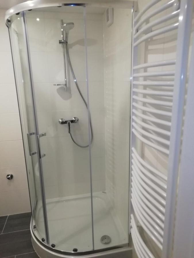 Апартаменты Luxury New Cozy Flat At Dob Street Nearby Gozsdu Court Будапешт Экстерьер фото